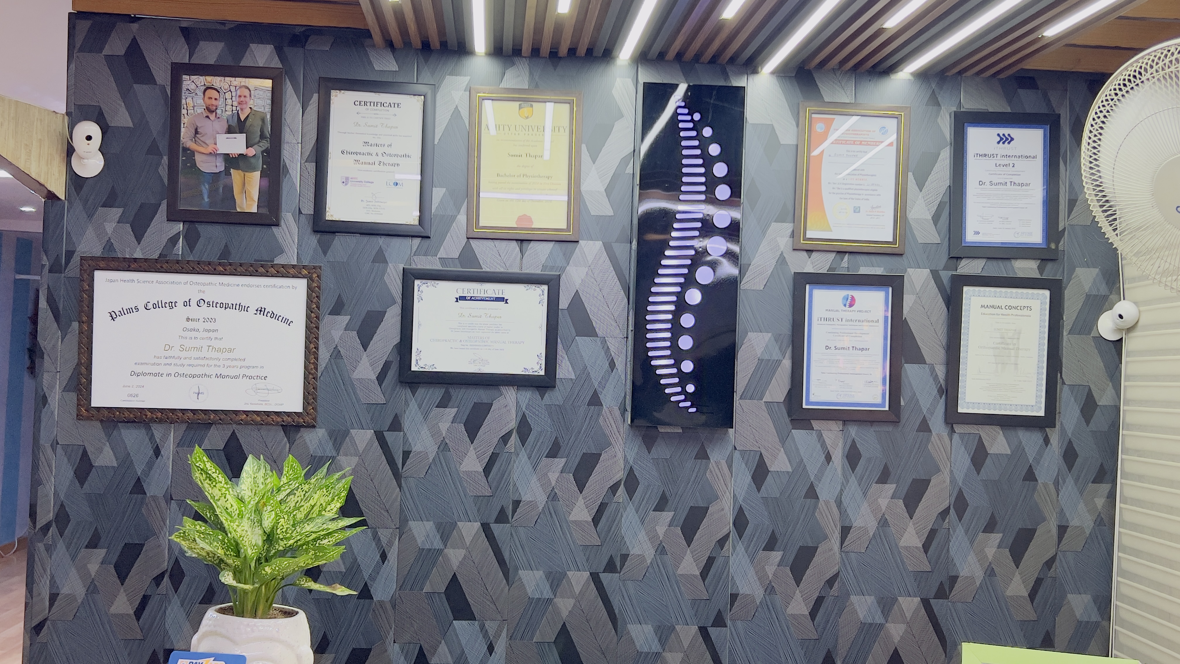 Spine & Joint Specialist Licensure & Board Wall